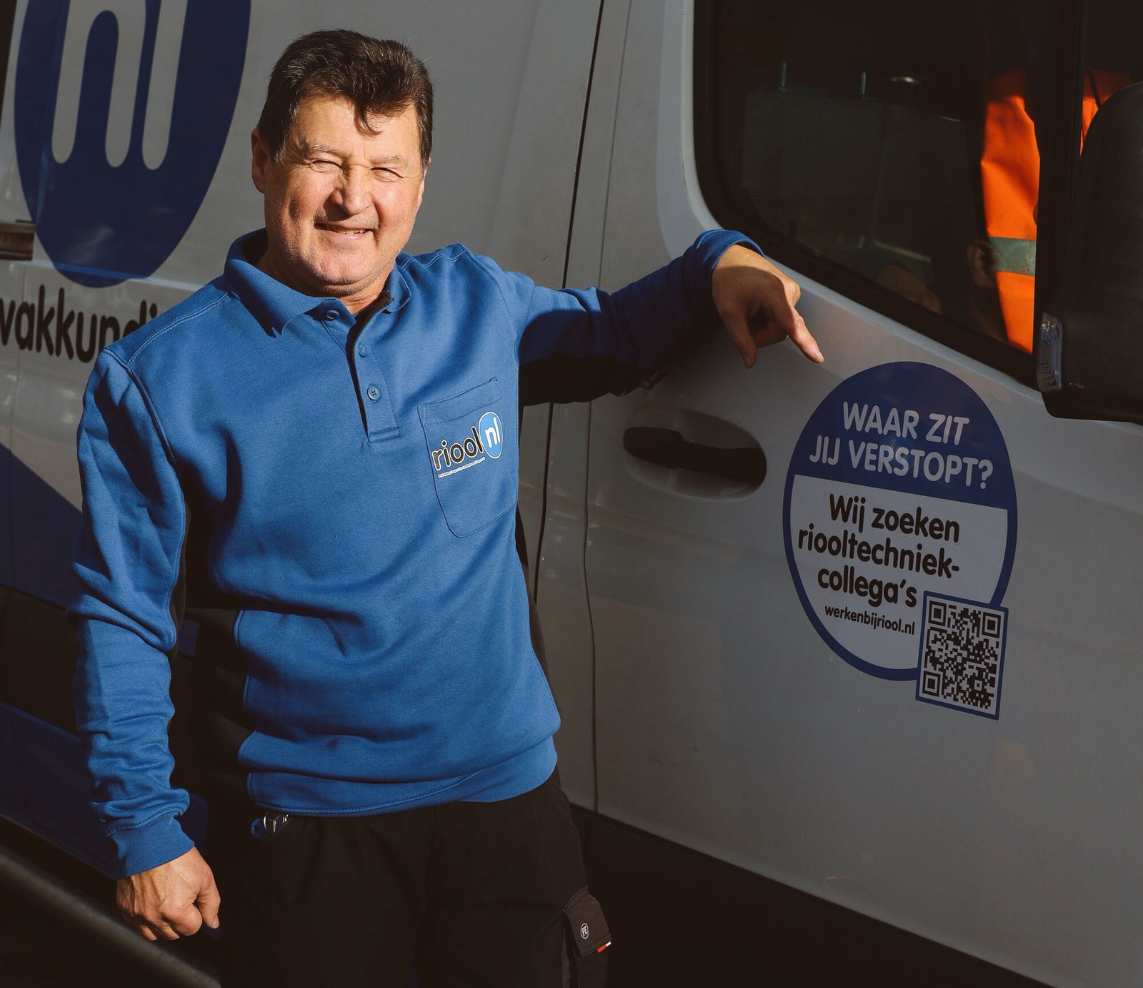 WerkenbijRioolnl - Ontstoppen van het tiolet